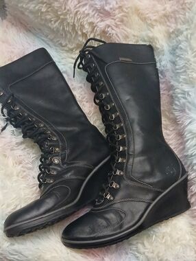 Timberland Black Lace-Up Wedge Boots for Women